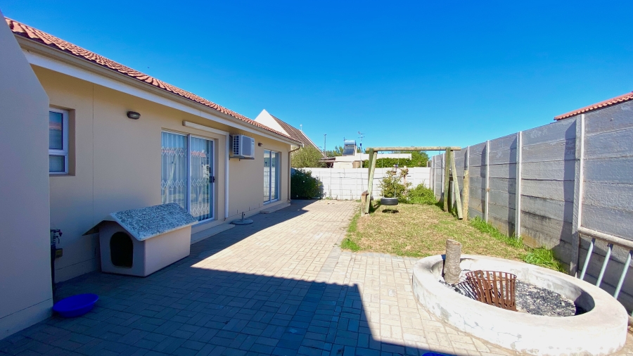3 Bedroom Property for Sale in Port Owen Western Cape